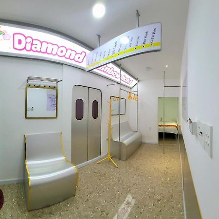 Language Exchange Hotel 3 โฮจิมินห์ซิตี้ ภายนอก รูปภาพ