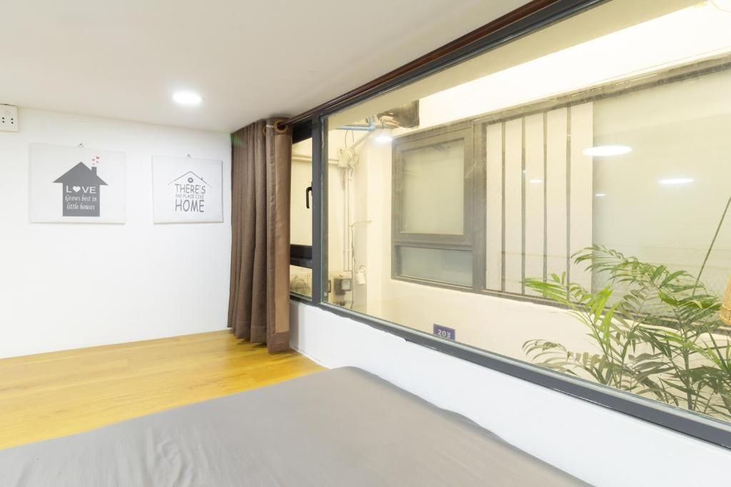Language Exchange Hotel 3 โฮจิมินห์ซิตี้ ภายนอก รูปภาพ