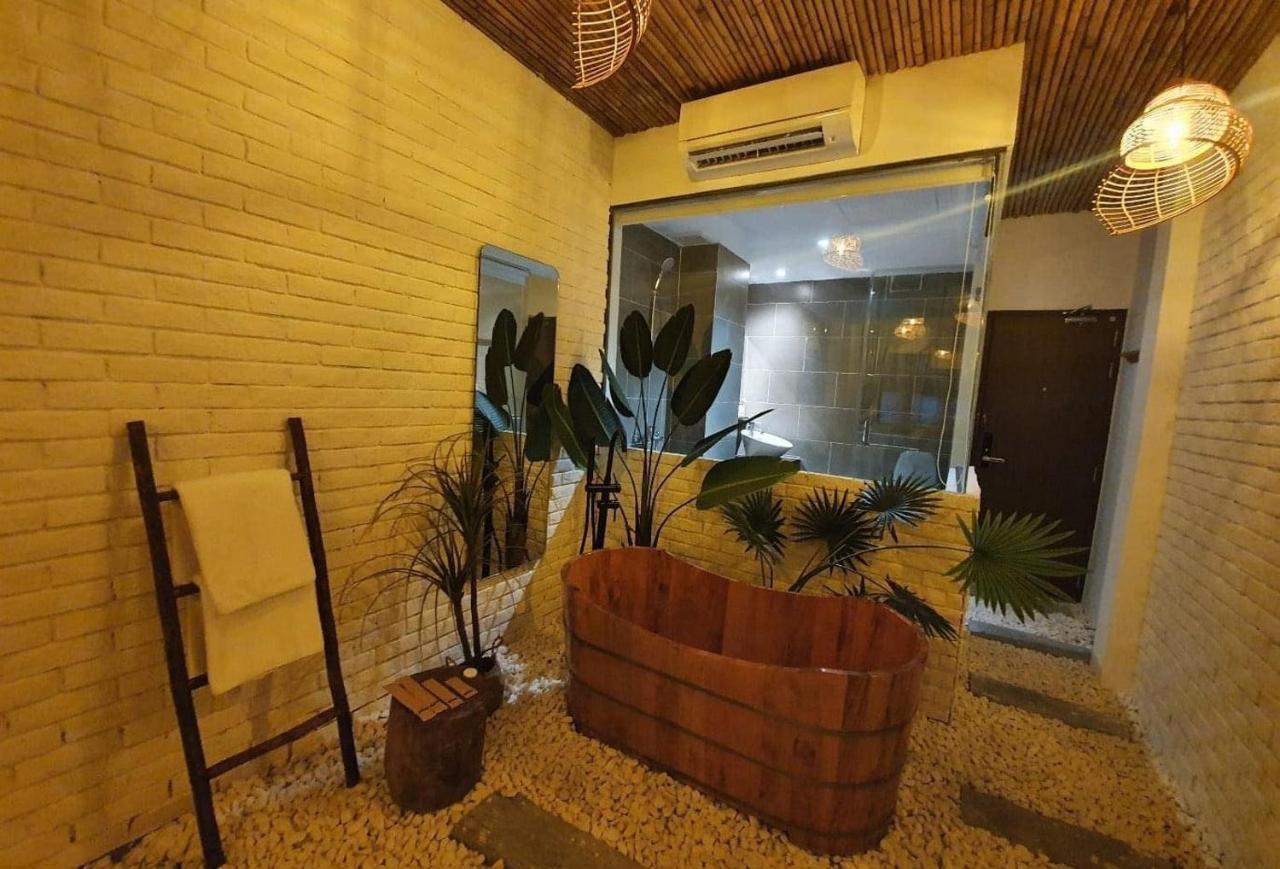 Language Exchange Hotel 3 โฮจิมินห์ซิตี้ ภายนอก รูปภาพ
