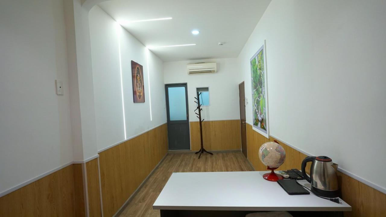 Language Exchange Hotel 3 โฮจิมินห์ซิตี้ ภายนอก รูปภาพ
